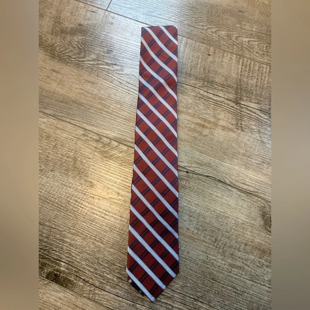 Pronto Uomo Burgundy and Silver Diagonal Striped Tie